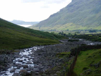 5_fri_wasdale and sty head 006.jpg (683090 bytes)